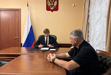 Фото к новости Исполняющий обязанности руководителя Межрегионального управления ФАДН России Илья Гусев провел личный прием в приемной Президента Российской Федерации в Северо-Кавказском федеральном округе.